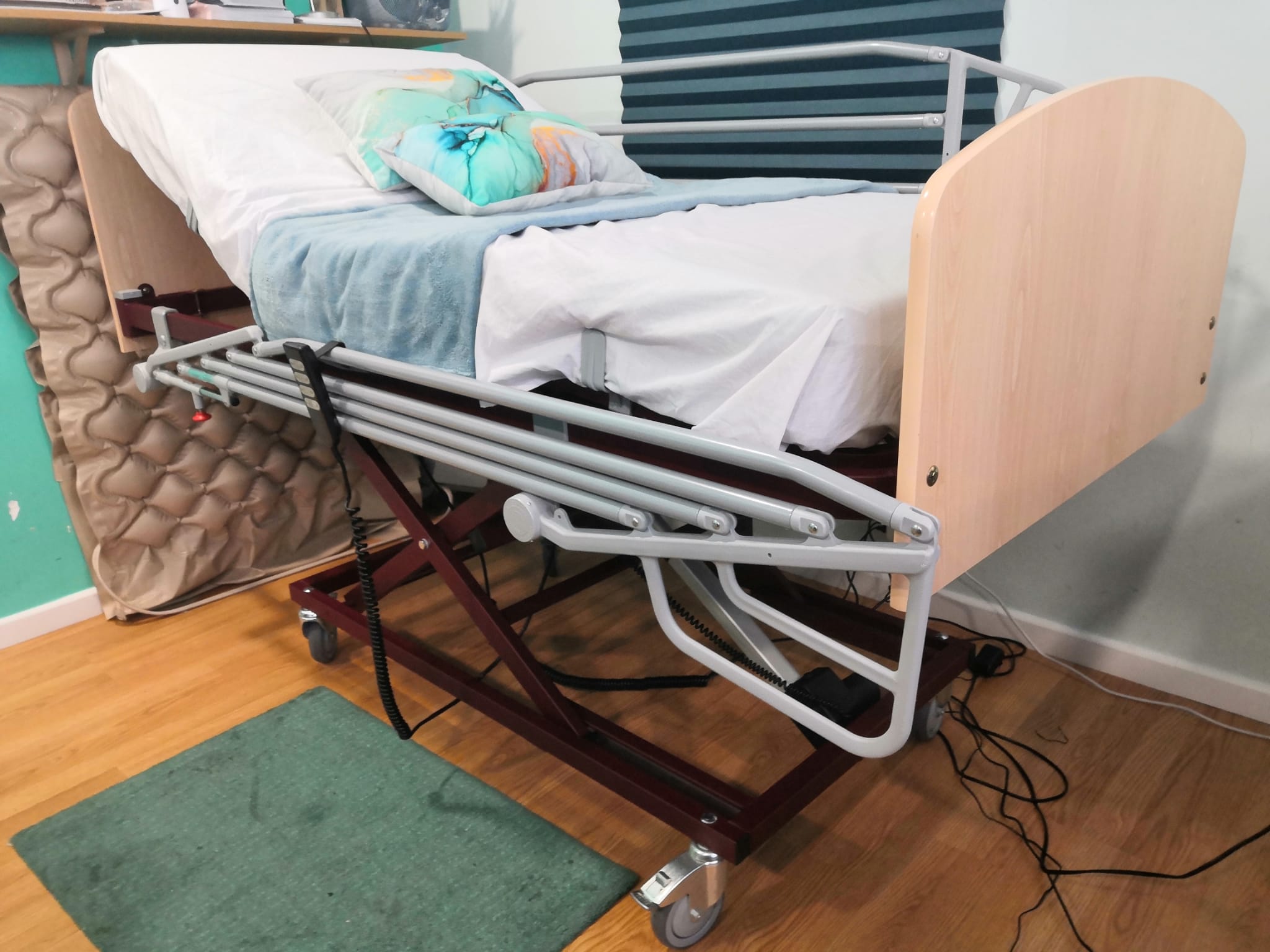 Cama 90cm Articulada Elevable Electrica Ocasion Medicalcar